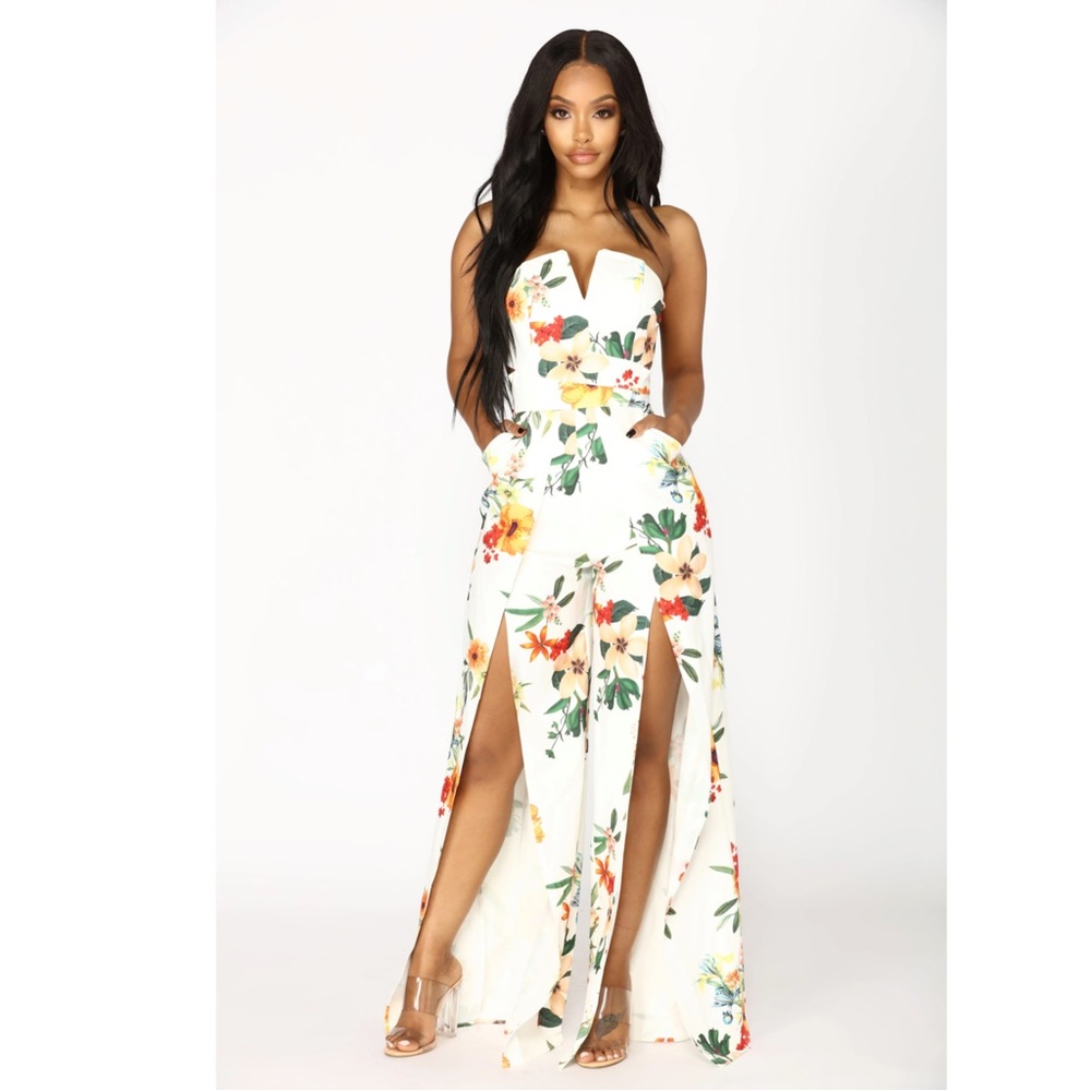Sun in the sky floral jumpsuit -fashion nova